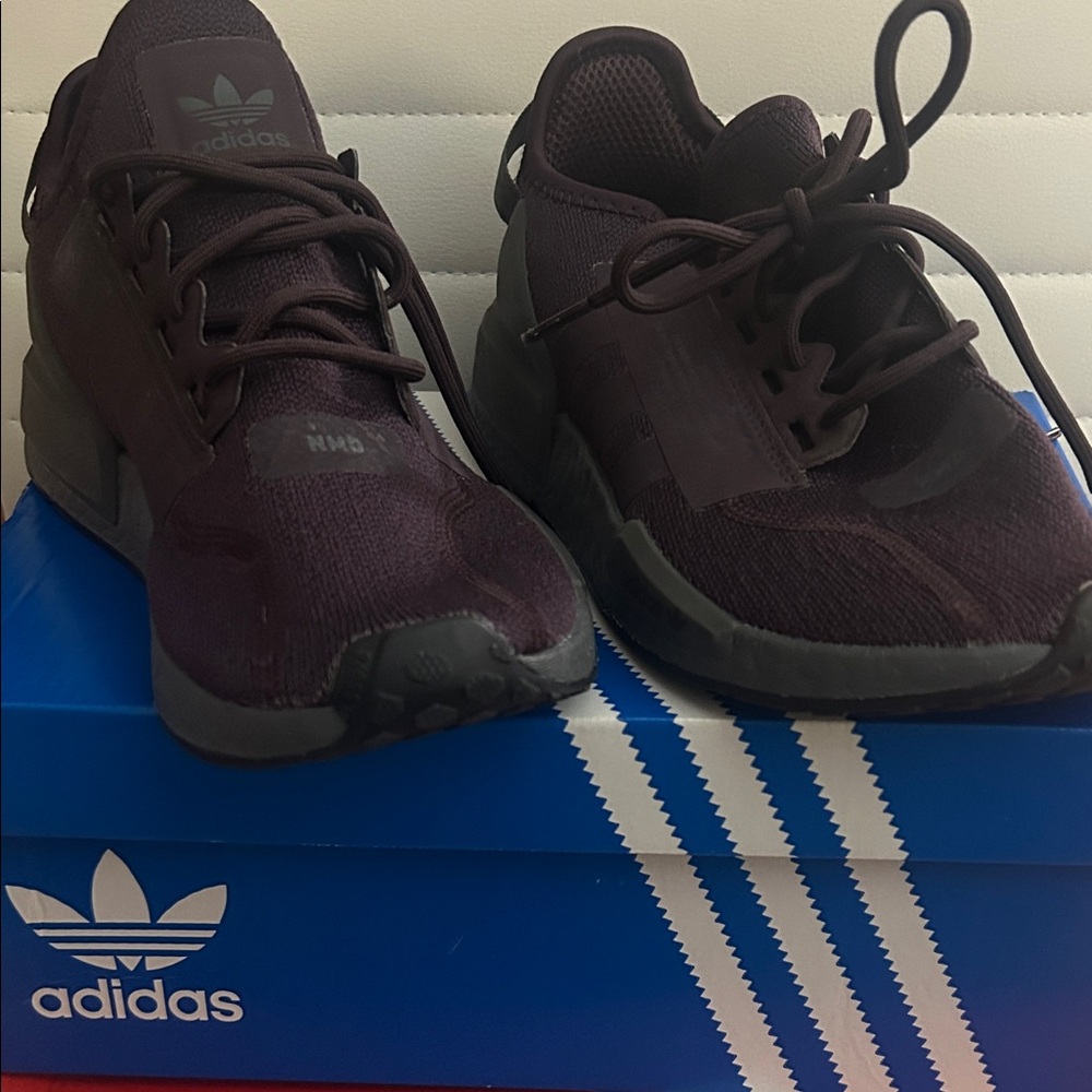 adidas Kids Sneakers in Dark Purple and Black